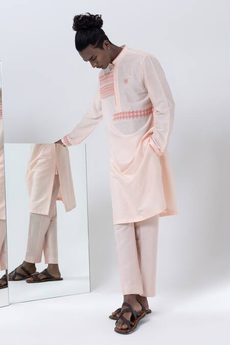 Shop Kaha Peach Cotton, Silk Applique Houndstooth Embroidered Kurta With Pant Online at Aza Fashions Shop_Kaha_Peach Cotton, Silk Applique Houndstooth Embroidered Kurta With Pant_Online_at_Aza_Fashions