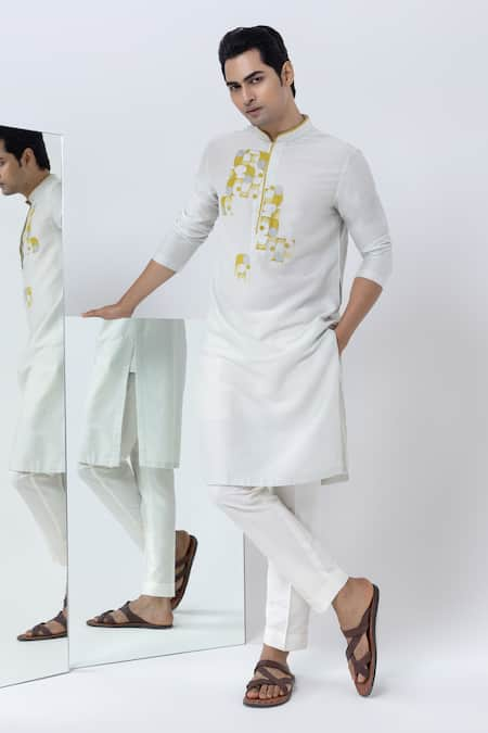 Kaha Abstract Thread Embroidered Kurta With Pant 