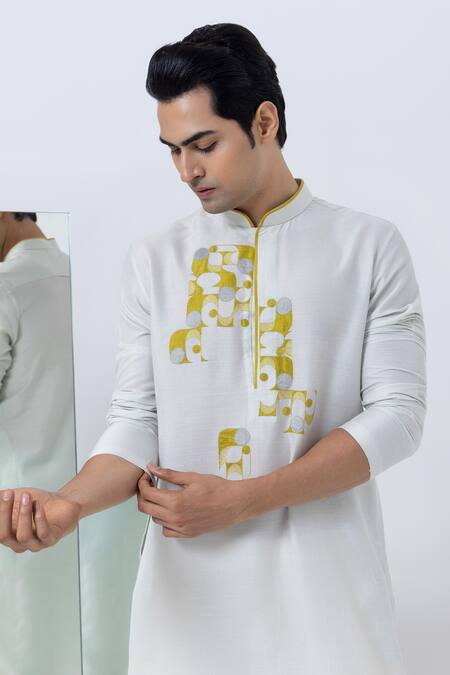 Shop Kaha Grey Cotton Silk Embroidery Abstract Thread Kurta With Pant Online at Aza Fashions Shop_Kaha_Grey Cotton Silk Embroidery Abstract Thread Kurta With Pant_Online_at_Aza_Fashions