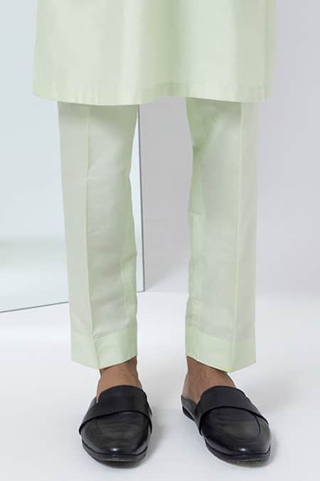 Kaha Green Cotton, Silk Embroidery Houndstooth Applique Straight Kurta With Pant Online at Aza Fashions Kaha_Green Cotton, Silk Embroidery Houndstooth Applique Straight Kurta With Pant_Online_at_Aza_Fashions