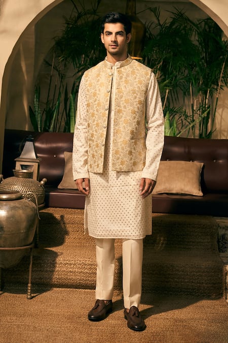 TAJIRI Brochasia Silk Brocade Bundi & Pant Set 