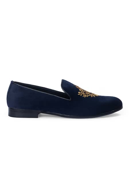 Domani Blue Regal Bee Embroidered Juttis Online at Aza Fashions Domani_Blue Regal Bee Embroidered Juttis _Online_at_Aza_Fashions