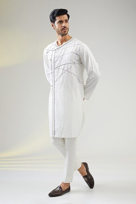 Vaani Beswal Aqua Thread Embroidered Kurta 