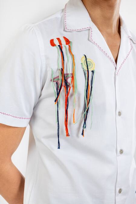 Buy_Vaani Beswal_White 100% Cotton Hand Embroidery Applique Finding Nemo Shirt _Online_at_Aza_Fashions