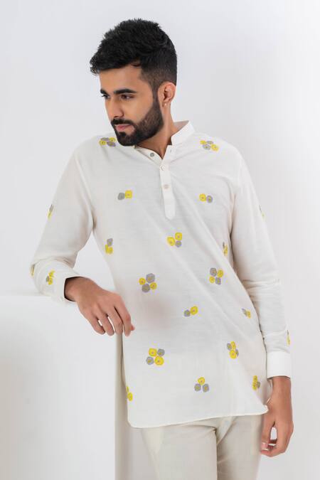 Vaani Beswal White Mulberry Silk Embroidered Applique Moonlight Shirt Online at Aza Fashions Vaani Beswal_White Mulberry Silk Embroidered Applique Moonlight Shirt _Online_at_Aza_Fashions
