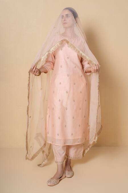 Shop_Kameez_Peach Chanderi, Organza Tassels, Wildflora Bloom Marodi Kurta Pant Set _Online_at_Aza_Fashions