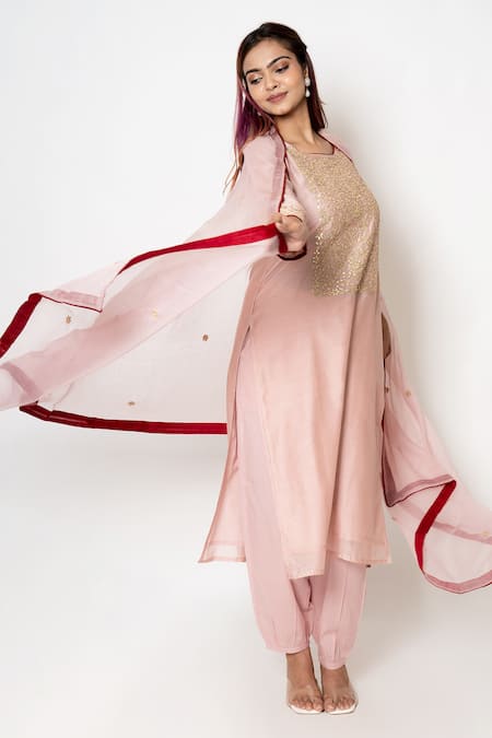 Kameez Pink Cotton, Chanderi, Kota Doria Patti, Fleur Bloom Kurta Pant Set Online at Aza Fashions Kameez_Pink Cotton, Chanderi, Kota Doria Patti, Fleur Bloom Kurta Pant Set _Online_at_Aza_Fashions