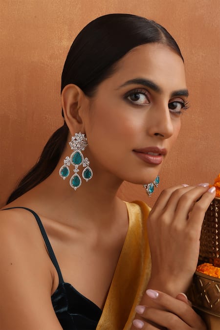 SWABHIMANN Floral Stone Drop Earrings 