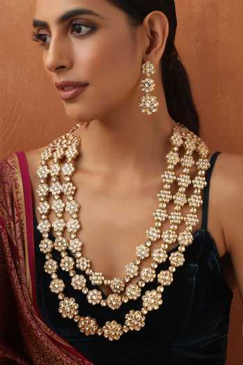 Buy Swabhimann Gold Plated Stones Floret Carved Layered Necklace Set Online at Aza Fashions Buy_Swabhimann_Gold Plated Stones Floret Carved Layered Necklace Set _Online_at_Aza_Fashions