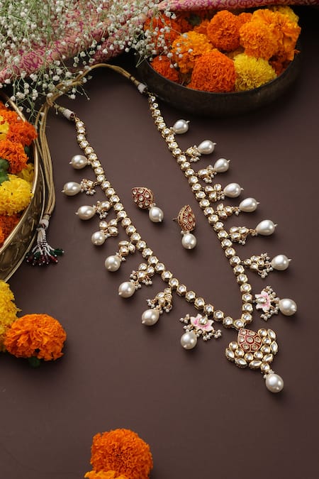 Swabhimann Kundan Embellished Necklace Set 