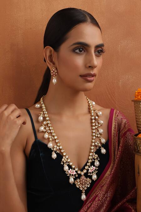 Shop_Swabhimann_Gold Plated Imitation Diamonds Kundan Embellished Necklace Set _Online_at_Aza_Fashions