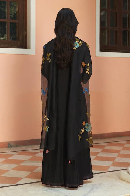Shop_Vaayu_Black Muslin, Cotton Embroidery V-neck Floral Thread Anarkali With Dupatta _at_Aza_Fashions