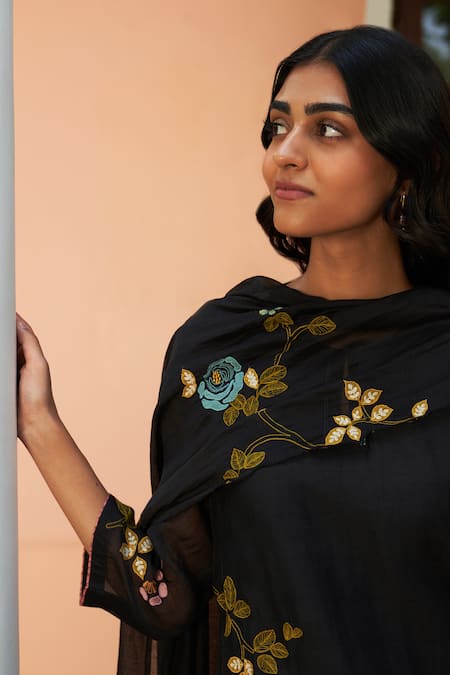 Vaayu Black Muslin, Cotton Embroidery, Tassels Keyhole Neck Floral Kurta Set at Aza Fashions Vaayu_Black Muslin, Cotton Embroidery, Tassels Keyhole Neck Floral Kurta Set _at_Aza_Fashions