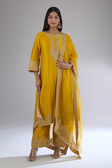 Shop Sheetal Batra Yellow Cotton, Chiffon Embroidery Round Neck Floral Gota Patti Kurta Set Online at Aza Fashions Shop_Sheetal Batra_Yellow Cotton, Chiffon Embroidery Round Neck Floral Gota Patti Kurta Set _Online_at_Aza_Fashions