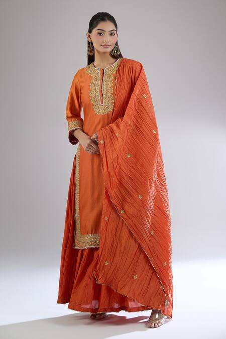 Sheetal Batra Orange Cotton, Chiffon Gota Patti, Embroidery Round Neck Floral Kurta Set Online at Aza Fashions Sheetal Batra_Orange Cotton, Chiffon Gota Patti, Embroidery Round Neck Floral Kurta Set _Online_at_Aza_Fashions