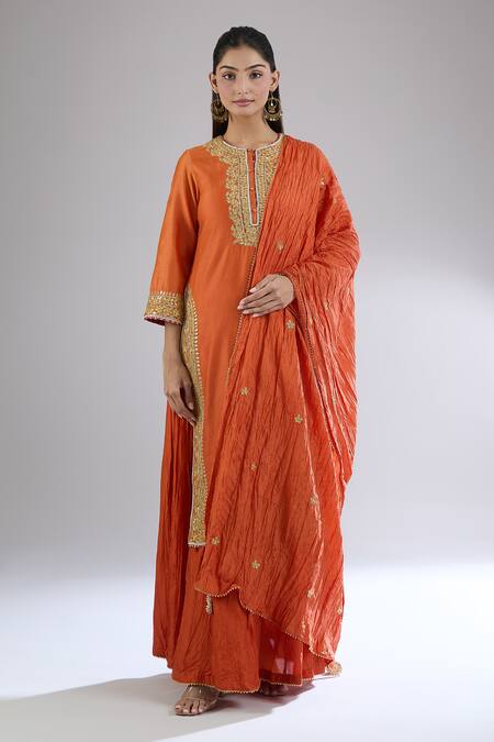 Buy Sheetal Batra Orange Cotton, Chiffon Gota Patti, Embroidery Round Neck Floral Kurta Set Buy_Sheetal Batra_Orange Cotton, Chiffon Gota Patti, Embroidery Round Neck Floral Kurta Set