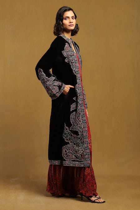 Buy Ritu Kumar Black Silk Velvet Embroidery Floral Mandarin Collar Patch Work Shrug Online at Aza Fashions Buy_Ritu Kumar_Black Silk Velvet Embroidery Floral Mandarin Collar Patch Work Shrug _Online_at_Aza_Fashions