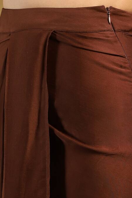 Buy_Ritu Kumar_Brown Satin Sequins Round Neck Yale Border Embroidered Cape And Draped Skirt Set 