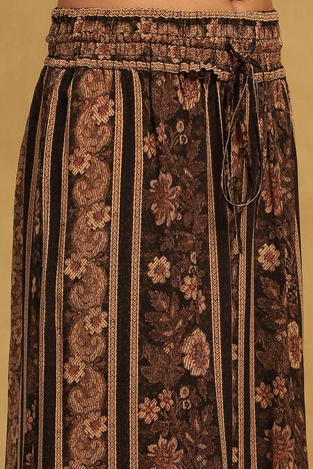 Ritu Kumar Black Viscose Mandarin Collar Arohi Vintage Bloom Print Tunic With Flared Pant at Aza Fashions Ritu Kumar_Black Viscose Mandarin Collar Arohi Vintage Bloom Print Tunic With Flared Pant _at_Aza_Fashions