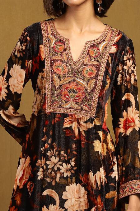 Ritu Kumar Black Silk, Velvet, Satin Embroidery, Genevieve Floral Print Kurta And Pant Set at Aza Fashions Ritu Kumar_Black Silk, Velvet, Satin Embroidery, Genevieve Floral Print Kurta And Pant Set _at_Aza_Fashions