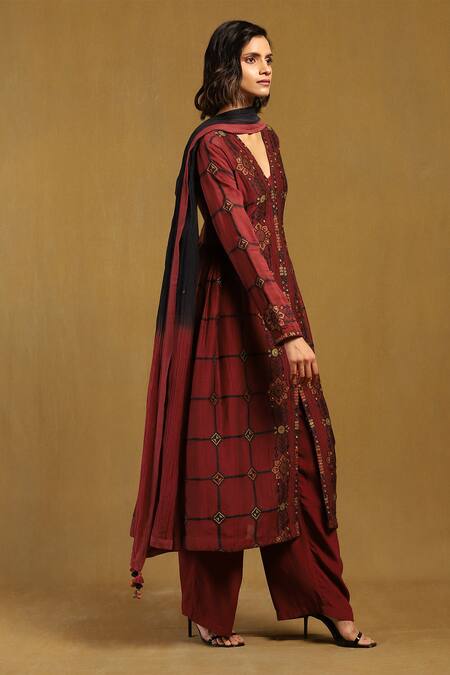 Buy Ritu Kumar Red Viscose, Cotton Embroidery, Mirrors V-neck Kinnauri Printed Kurta Set Online at Aza Fashions Buy_Ritu Kumar_Red Viscose, Cotton Embroidery, Mirrors V-neck Kinnauri Printed Kurta Set _Online_at_Aza_Fashions