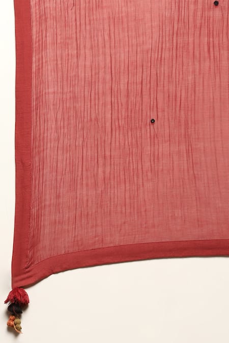 Buy Ritu Kumar Red Viscose, Cotton Embroidery, Mirrors V-neck Kinnauri Printed Kurta Set Buy_Ritu Kumar_Red Viscose, Cotton Embroidery, Mirrors V-neck Kinnauri Printed Kurta Set