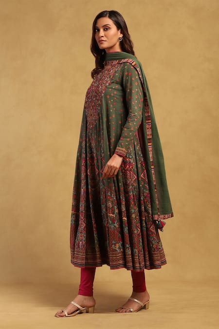 Ritu Kumar Green Cotton, Viscose, Lycra Embroidery, Gopuram Geometric Print Kurta Set Online at Aza Fashions Ritu Kumar_Green Cotton, Viscose, Lycra Embroidery, Gopuram Geometric Print Kurta Set _Online_at_Aza_Fashions