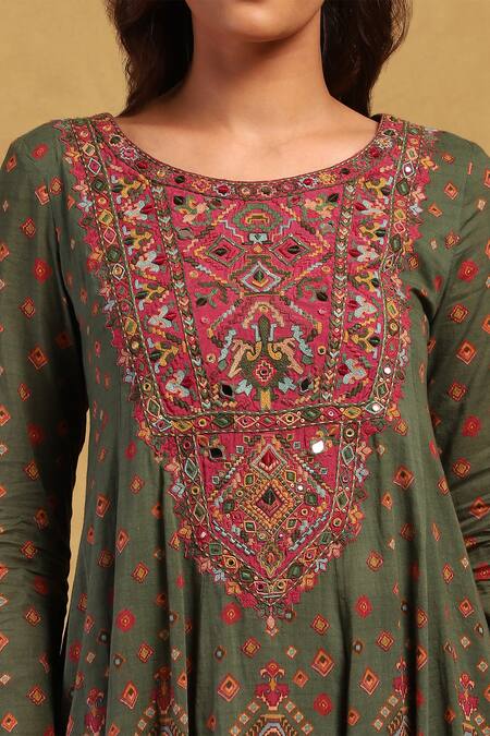 Shop Ritu Kumar Green Cotton, Viscose, Lycra Embroidery, Gopuram Geometric Print Kurta Set Online at Aza Fashions Shop_Ritu Kumar_Green Cotton, Viscose, Lycra Embroidery, Gopuram Geometric Print Kurta Set _Online_at_Aza_Fashions