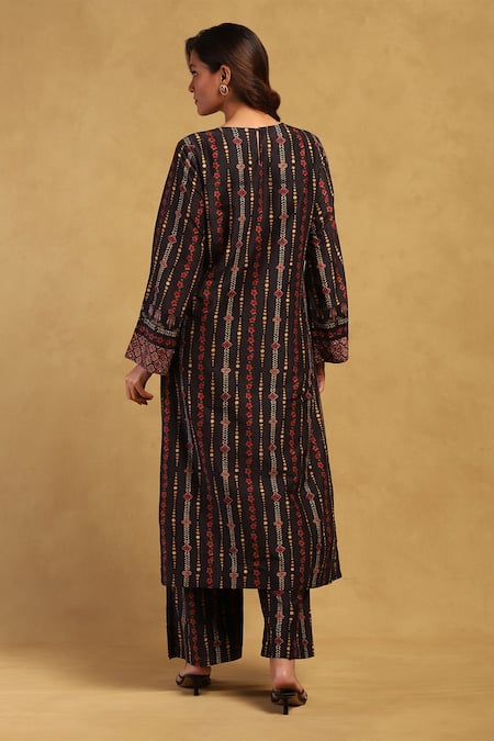 Shop Ritu Kumar Black , Satin Embroidery Round Kiraj Floral Stripe Print Kurta Set at Aza Fashions Shop_Ritu Kumar_Black , Satin Embroidery Round Kiraj Floral Stripe Print Kurta Set _at_Aza_Fashions