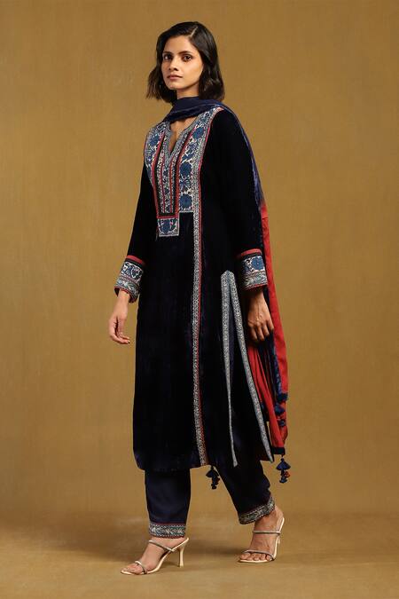 Ritu Kumar Blue Silk, Viscose, Velvet Embroidery, Tassels Split Azra Resham Kurta Set Online at Aza Fashions Ritu Kumar_Blue Silk, Viscose, Velvet Embroidery, Tassels Split Azra Resham Kurta Set _Online_at_Aza_Fashions