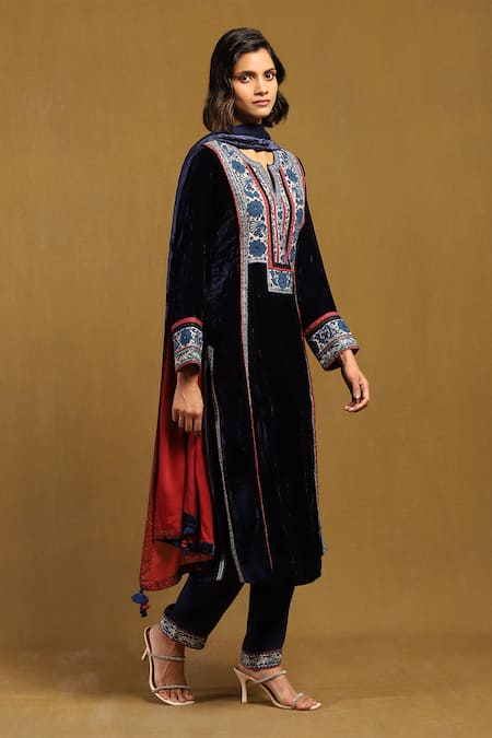 Buy Ritu Kumar Blue Silk, Viscose, Velvet Embroidery, Tassels Split Azra Resham Kurta Set Online at Aza Fashions Buy_Ritu Kumar_Blue Silk, Viscose, Velvet Embroidery, Tassels Split Azra Resham Kurta Set _Online_at_Aza_Fashions