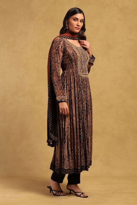 Buy Ritu Kumar Black Viscose, Chiffon, Lycra Embroidery Round Meraki Paisley Print Kurta Set Online at Aza Fashions Buy_Ritu Kumar_Black Viscose, Chiffon, Lycra Embroidery Round Meraki Paisley Print Kurta Set _Online_at_Aza_Fashions