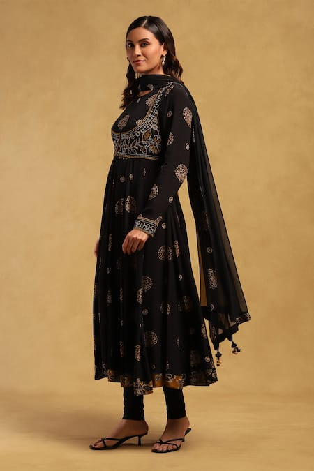 Ritu Kumar Black Viscose Embroidery, Beads Round Neck Madhura Floral Print Anarkali Set Online at Aza Fashions Ritu Kumar_Black Viscose Embroidery, Beads Round Neck Madhura Floral Print Anarkali Set _Online_at_Aza_Fashions