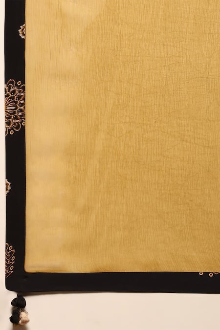 Buy Ritu Kumar Black Viscose Embroidery, Beads Round Neck Madhura Floral Print Anarkali Set Buy_Ritu Kumar_Black Viscose Embroidery, Beads Round Neck Madhura Floral Print Anarkali Set