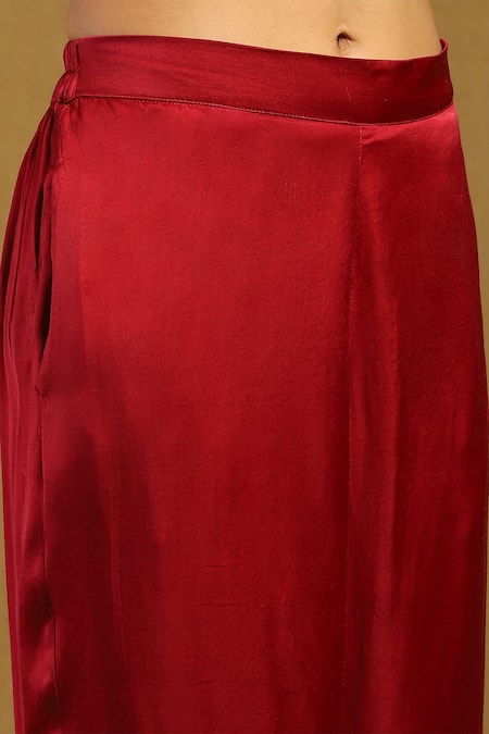 Ritu Kumar Red Viscose, Chiffon Embroidery Round Neck Peru Geometric Print Kurta Pant Set at Aza Fashions Ritu Kumar_Red Viscose, Chiffon Embroidery Round Neck Peru Geometric Print Kurta Pant Set _at_Aza_Fashions