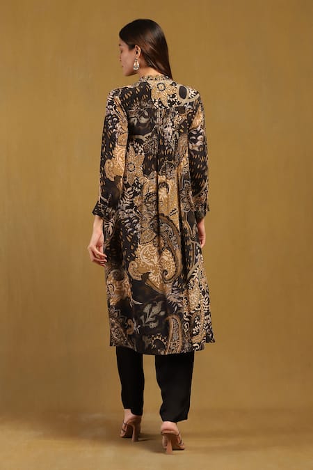 Shop Ritu Kumar Black Viscose Crepe Notched Dewey Pleated Kurta at Aza Fashions Shop_Ritu Kumar_Black Viscose Crepe Notched Dewey Pleated Kurta _at_Aza_Fashions