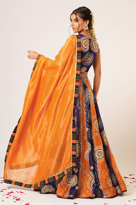 Aayushi Maniar Golakari Embroidered Kalidar Lehenga Set 