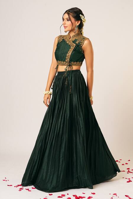 Aayushi Maniar_Green Silk Sequins, Embroidery Bandeau Neck Ragini Floral Blouse With Lehenga _at_Aza_Fashions