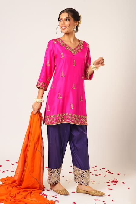 Buy_Aayushi Maniar_Pink Silk, Georgette Embroidery, Zari V-neck Revati Kurta And Pant Set _Online_at_Aza_Fashions