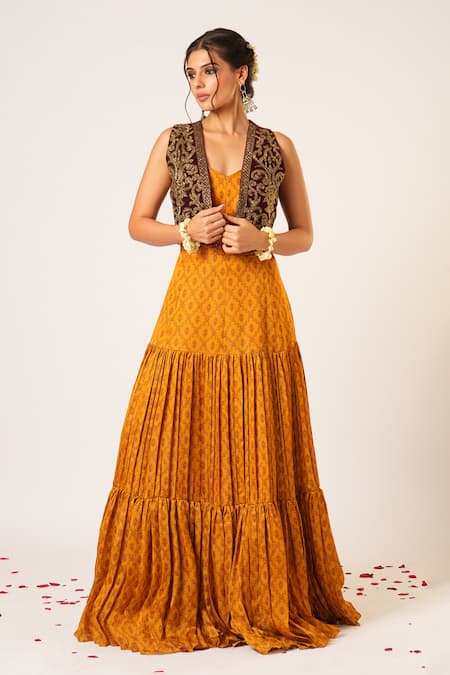 Aayushi Maniar_Yellow Velvet, Organza Tarini Floral Pattern Tiered Anarkali With Crop Jacket _Online_at_Aza_Fashions