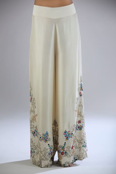 Anamika Khanna Off White Cotton Embroidery, Beads, Cut Work V-neck Floral Print Cape And Pant Set Online at Aza Fashions Anamika Khanna_Off White Cotton Embroidery, Beads, Cut Work V-neck Floral Print Cape And Pant Set_Online_at_Aza_Fashions