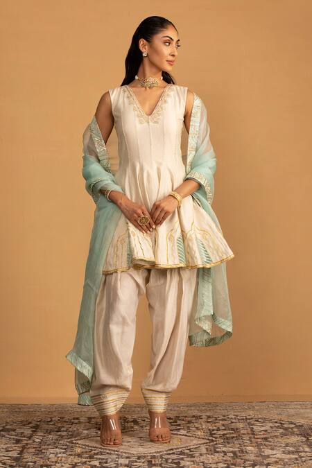 Shop Esha Koul Off White Organza, Chanderi Embroidery, Gota Patti Peplum Kurta And Salwar Set Shop_Esha Koul_Off White Organza, Chanderi Embroidery, Gota Patti Peplum Kurta And Salwar Set