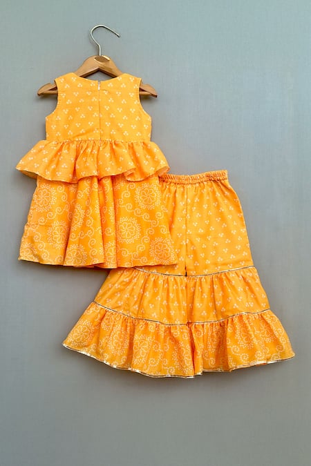 Shop_Label Neeti_Yellow Muslin, Cotton Gota Patti, Embroidery Bandhani Printed Kurta Set _at_Aza_Fashions