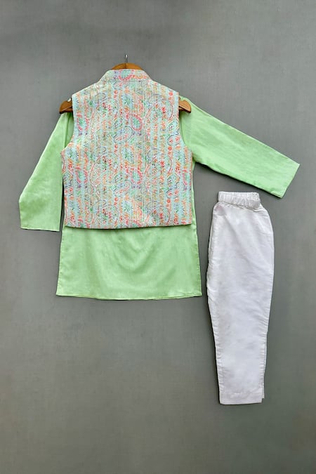 Shop Label Neeti Green , Satin Gota Patti Paisley Embellished Kurta Set at Aza Fashions Shop_Label Neeti_Green , Satin Gota Patti Paisley Embellished Kurta Set _at_Aza_Fashions