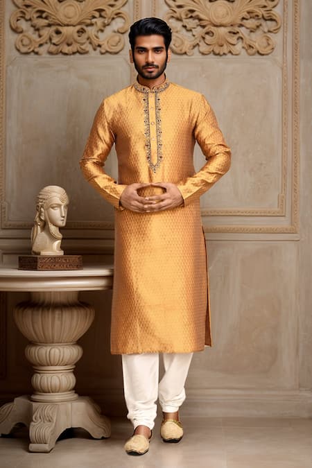 Arihant Rai Sinha Checkered Woven Kurta Set 