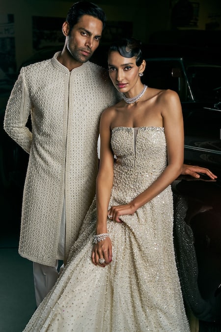 Seema Gujral_Ivory Net Pearls, Diamonds Sweetheart Neck Gradient Embellished Gown _at_Aza_Fashions