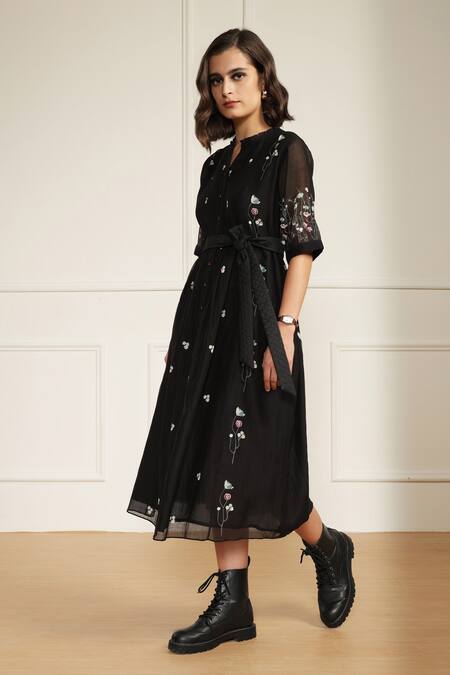 Arcvsh By Pallavi Singh Black Chanderi, Cotton Embroidery Open Neck Abstract Print Midi Dress Online at Aza Fashions Arcvsh By Pallavi Singh_Black Chanderi, Cotton Embroidery Open Neck Abstract Print Midi Dress _Online_at_Aza_Fashions
