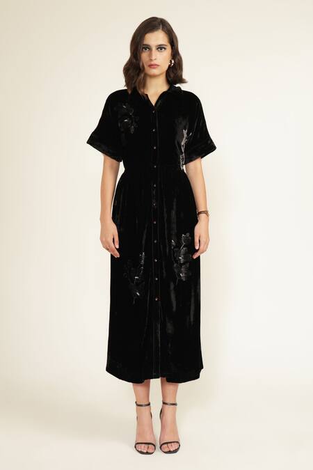Arcvsh By Pallavi Singh Black Silk, Velvet Embroidery Collared Floral Discharge Print Dress Online at Aza Fashions Arcvsh By Pallavi Singh_Black Silk, Velvet Embroidery Collared Floral Discharge Print Dress _Online_at_Aza_Fashions
