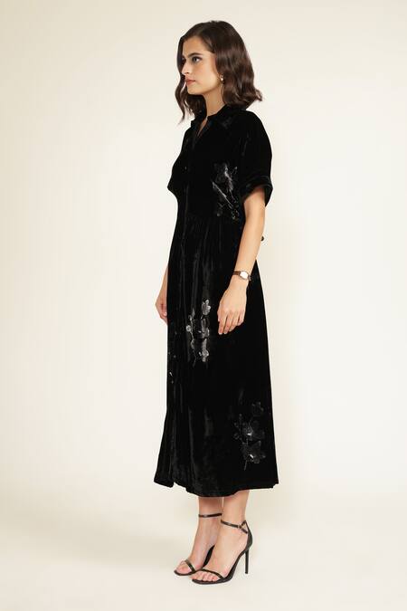 Buy Arcvsh By Pallavi Singh Black Silk, Velvet Embroidery Collared Floral Discharge Print Dress Online at Aza Fashions Buy_Arcvsh By Pallavi Singh_Black Silk, Velvet Embroidery Collared Floral Discharge Print Dress _Online_at_Aza_Fashions