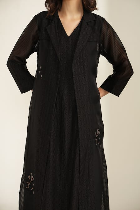 Arcvsh By Pallavi Singh Black Brocade, Organza Embroidery V-neck Plain Dress With Jacket at Aza Fashions Arcvsh By Pallavi Singh_Black Brocade, Organza Embroidery V-neck Plain Dress With Jacket _at_Aza_Fashions